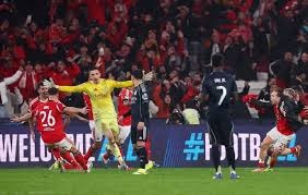 扑克为什么容易让人上头（扑克为何让人欲罢不能）